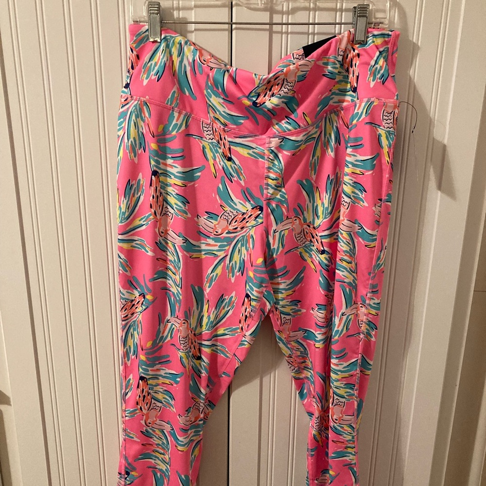 Crown and Ivy leggings